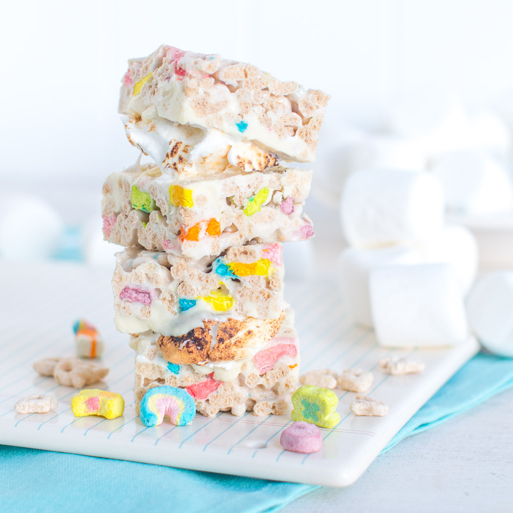 Lucky Charms Treat S'mores