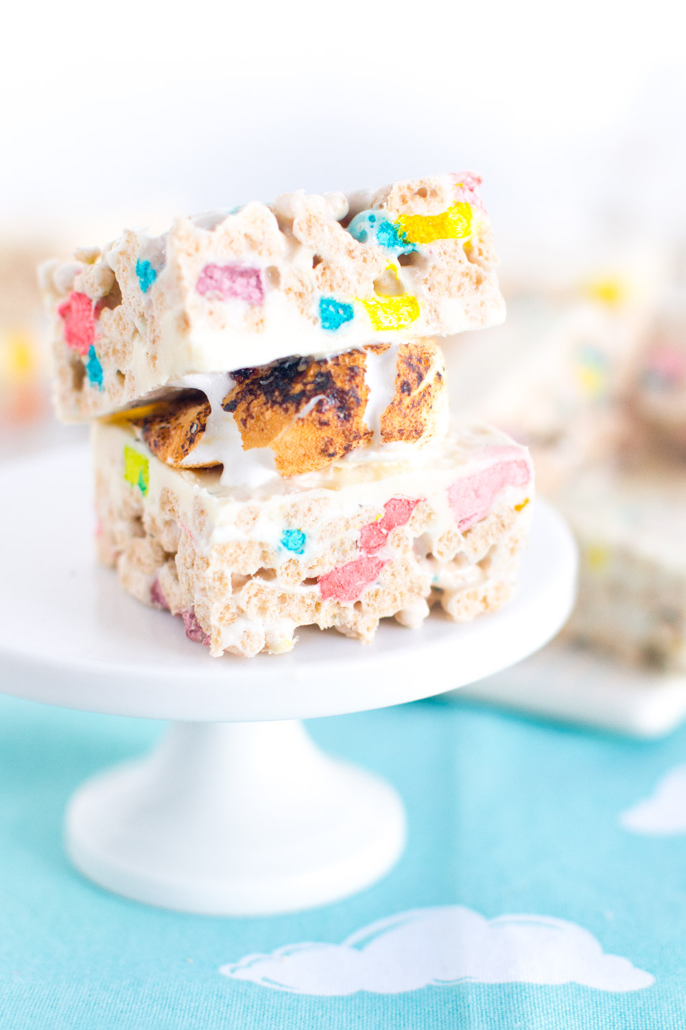 Lucky Charms Treat S'mores