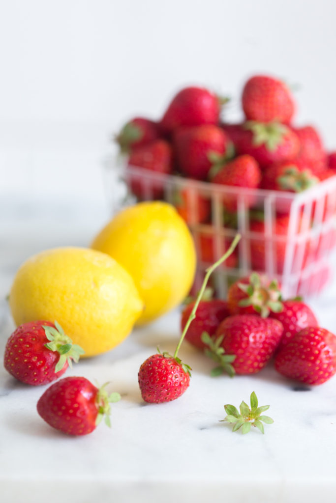 Mini Strawberry Lemon Cupcakes - strawberries and lemons