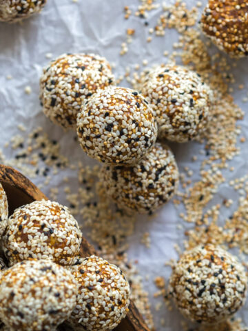 Quinoa Date Tahini Energy Balls