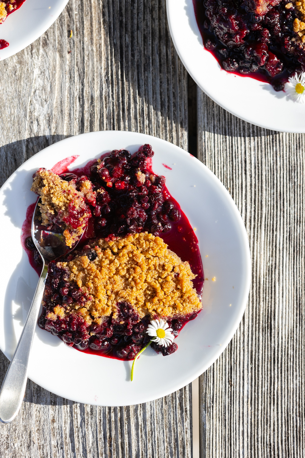 A sloppy scoop of Huckleberry Crumble