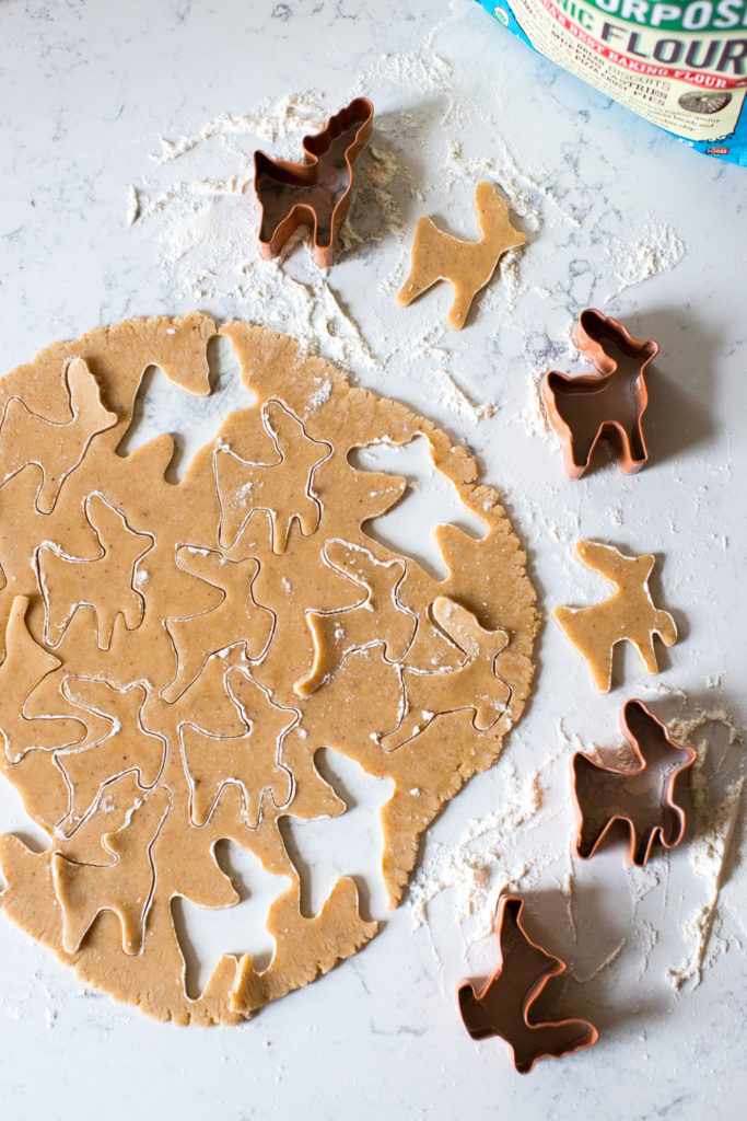 cutting Reindeer Animal Cookie dough