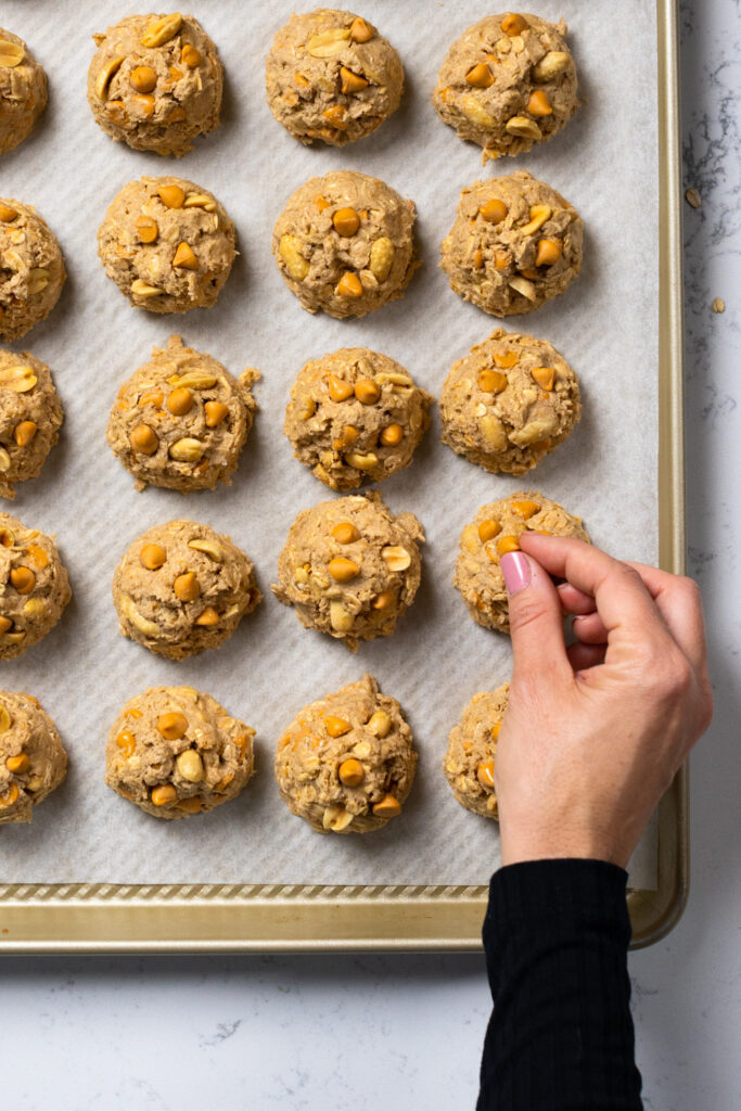 Decorating Salted Peanut Butterscotch Oatmeal Cookies