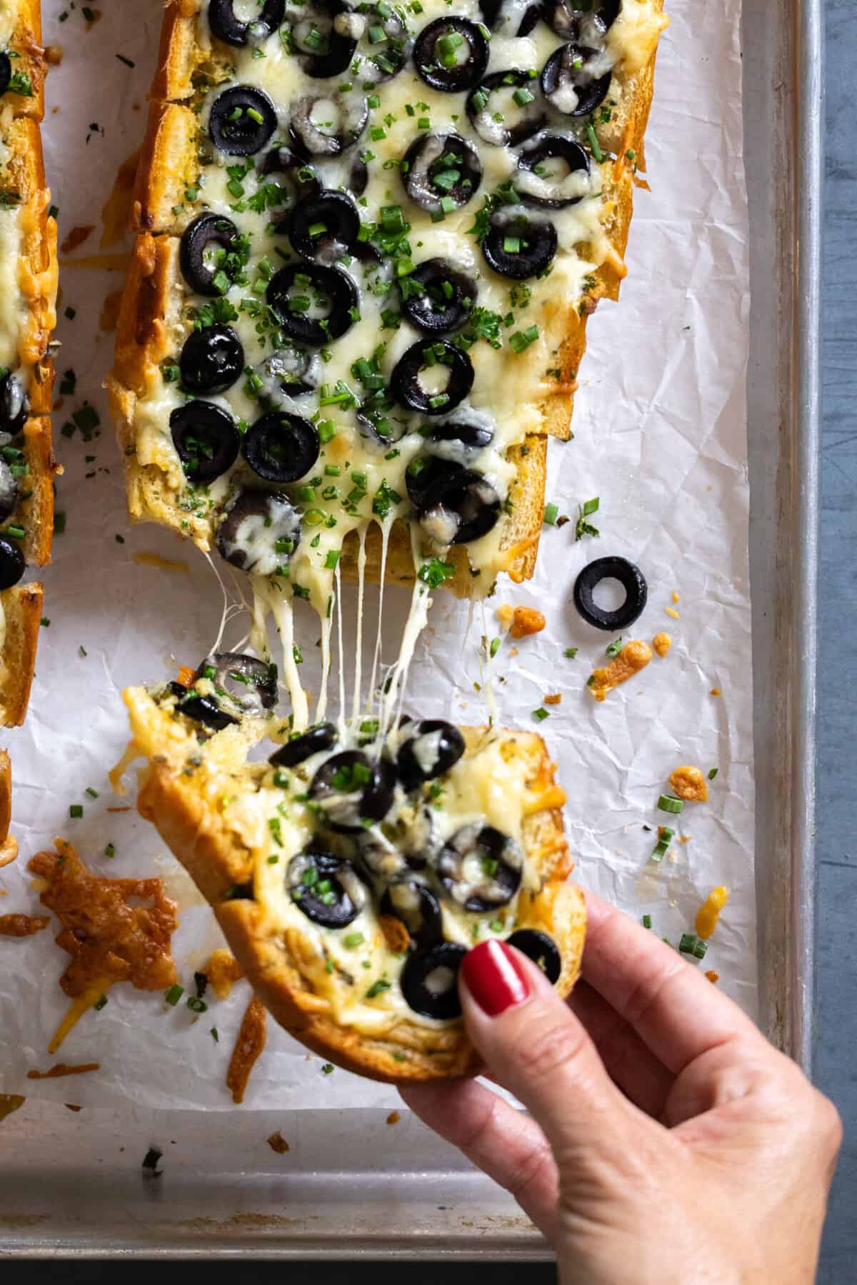 Stretchy cheese bread