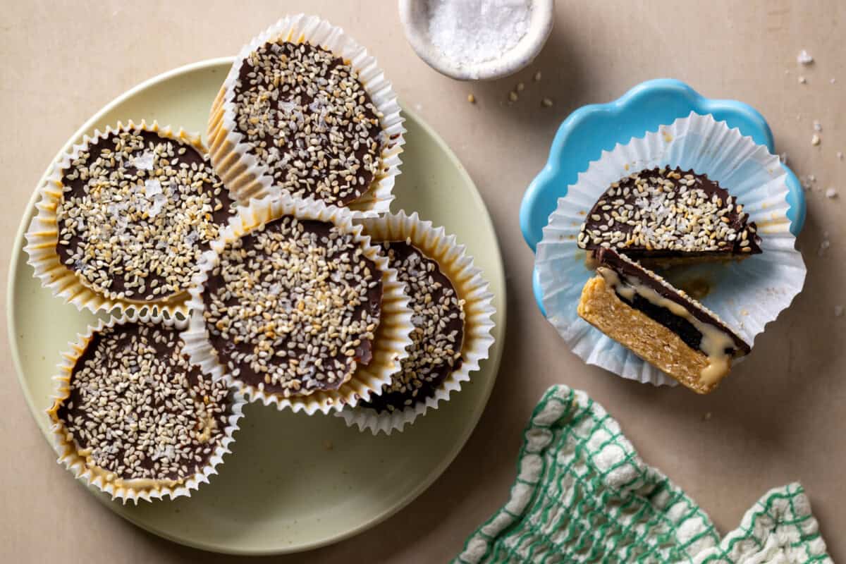 Chocolate Tahini Prune Oat Cups