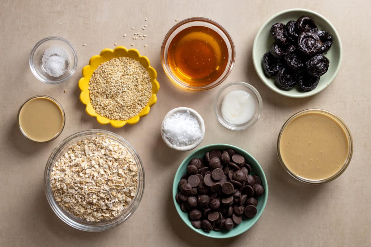 Chocolate Tahini Prune Oat Cup recipe ingredients